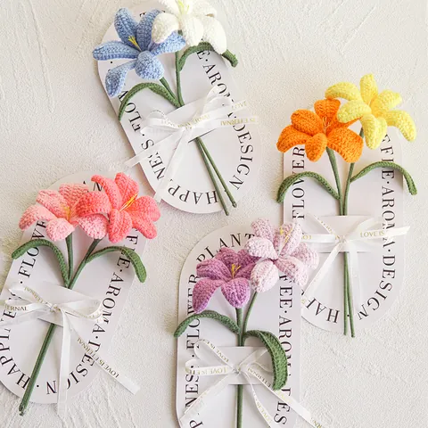 Handgehäkelter Lilienblumenstrauß Handgefertigte Strickgarn Kunstblumen Mit Geschenkkarte Band Für Muttertag Heimdekoration