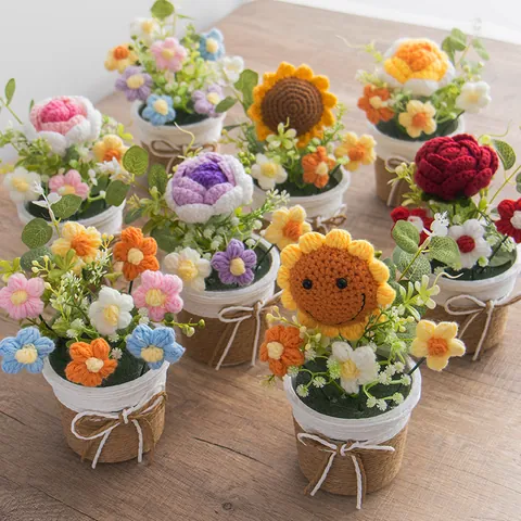 Handmade Crochet Potted Sunflower Rose Artificial Flower Arrangement Desktop Ornament Home Office Table Decor Gift