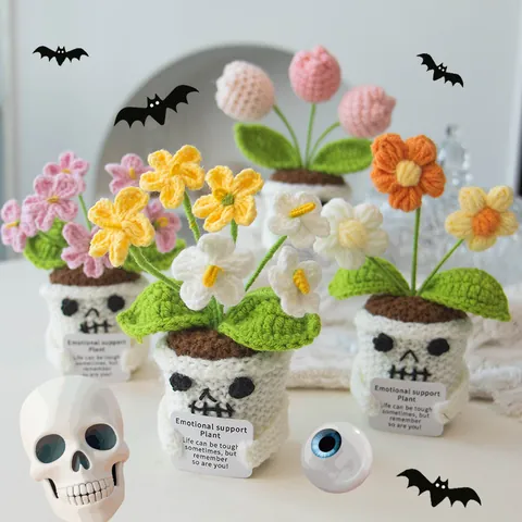Hand-Crocheted Emotional Support Plant With Skull Pot Funny Knitted Sunflower Rose Potted Ornament For Desk Decor Gift