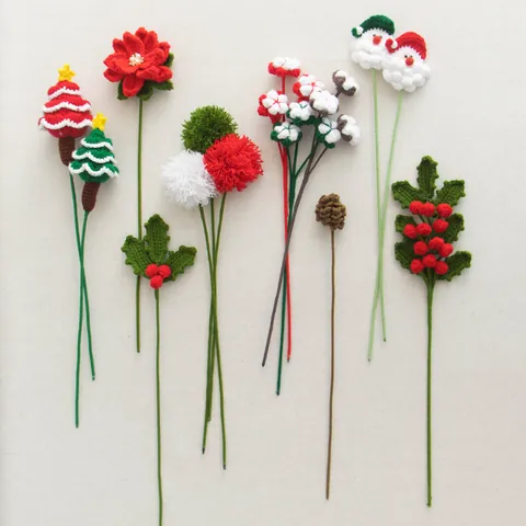 Handmade Crochet Christmas Bouquet Santa Claus Christmas Tree Pine Cone Artificial Flower DIY Home Decoration Festive Gift