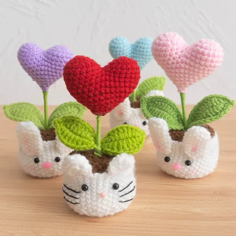 Pianta in Vaso con Fiori all'Uncinetto Fatti a Mano Cuore Rosa Girasole Base a Forma di Coniglio Decorazione Casa Ufficio Regalo