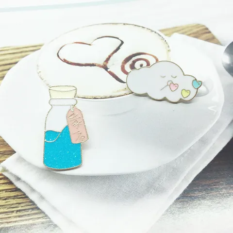 Cartoon Cute Sleeping Cloud Potion Bottle Enamel Brooch Set Glitter Wish Bottle Drink Me Tag Alloy Lapel Pins Jewelry