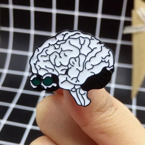 Spilla Anatomica Creativa del Cervello Umano in Smalto Lega Distintivo con Lettera Think per Giacca Zaino Accessori Gioielli Unisex
