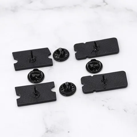 Creative Ticket Stub Enamel Brooch Pin Adventure Awaits Airplane Heart Design Zinc Alloy Decorative Jewelry For Bags Clothes