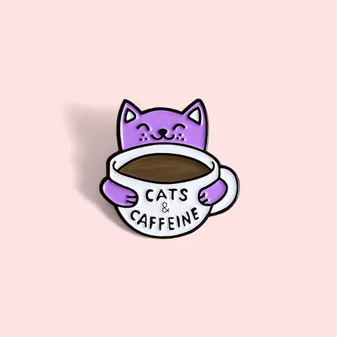 Cartoon Lila Katze Umarmt Kaffeetasse Emaille Pin Legierung Tropföl Brosche Lustige Cats And Caffeine Abzeichen Schmuck Geschenk Damen