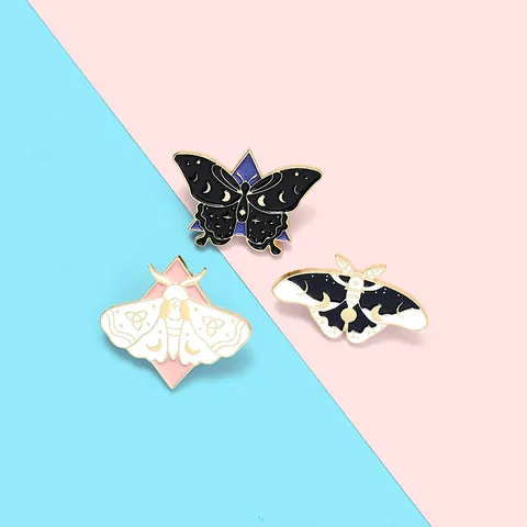 Punk Style Insect Butterfly Moth Enamel Brooch Pin Alloy Celestial Moon Star Design Clothing Bag Accessory For Women Men Jewelry Gift