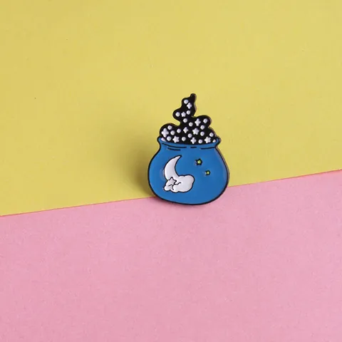 Creative Blue Magic Cauldron Enamel Brooch Pin Moon Star Celestial Starry Sky Badge Fashion Jewelry Gift For Women Men