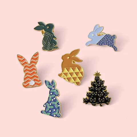 Broche Épinglette en Émail Lapin Chat Arbre de Noël Badge Animal Créatif en Alliage pour Sac à Dos Enfants Cadeau Bijoux