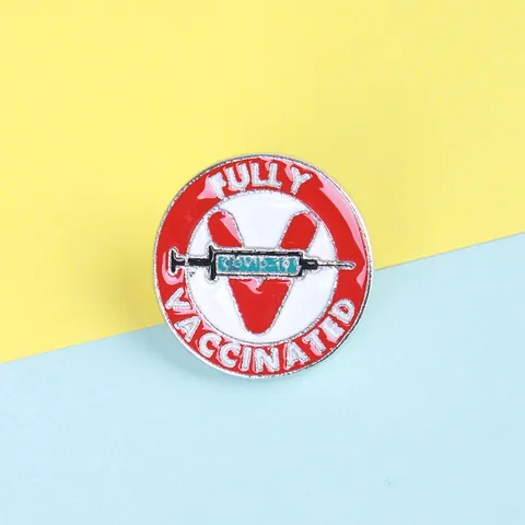 Creative Fully Vaccinated COVID-19 Syringe Alloy Enamel Brooch Personalized Round Commemorative Badge Pin For Clothes Bags