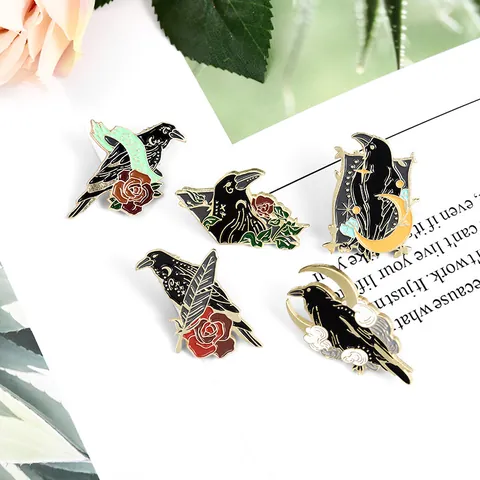 Gothic Raven Crow Enamel Pin Brooch For Women Men Mystical Black Bird With Rose Moon Star Alloy Badge Jewelry Accessories