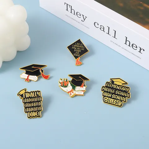 Enamel Graduation Pins Brooch Alloy Mortarboard Diploma Rose For Graduates Graduation Ceremony Gift Jewelry Badges
