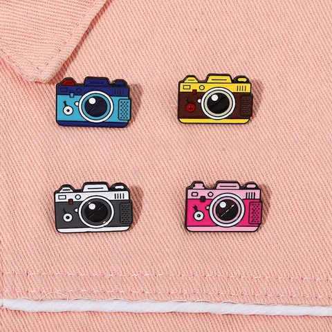 Vintage Cartoon Retro Camera Enamel Pin Alloy Brooch Colorful Film Camera Badge For Clothes Bag Decoration Travel Gift Unisex