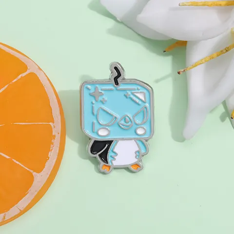 Creative Cartoon TV Head Penguin Enamel Brooch Badge Alloy Animal Pins For Clothes Backpack Decoration Jewelry Accessory