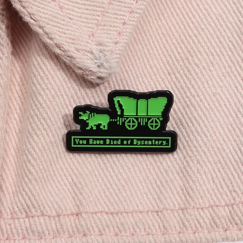 Broche de Esmalte de Arte de Píxeles Pasador Juego Retro Diseño de Vagón Buey Letra Insignia de Solapa de Aleación de Zinc para Mochila Accesorio de Ropa