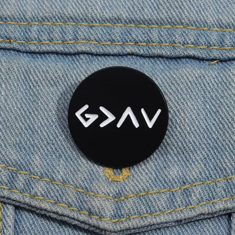Minimalist Round Zinc Alloy Enamel Brooch Pin With God Is Greater Than Highs And Lows Symbol For Clothes Bag Jewelry Gift