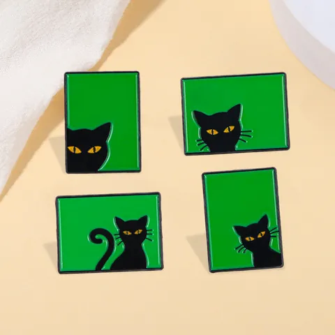 Cartoon Groen Emaille Zwarte Kat Broche Zinklegering Minimalistische Glurende Kat Badge Sieraden Speld Voor Kleding Tas Decoratie