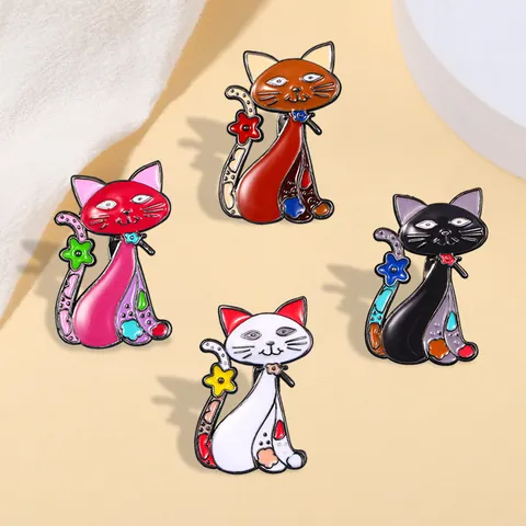 Cartoon Enamel Cat Brooches For Women Cute Painted Animal Lapel Pins Alloy Flower Star Corsage Fashion Clothing Accessories