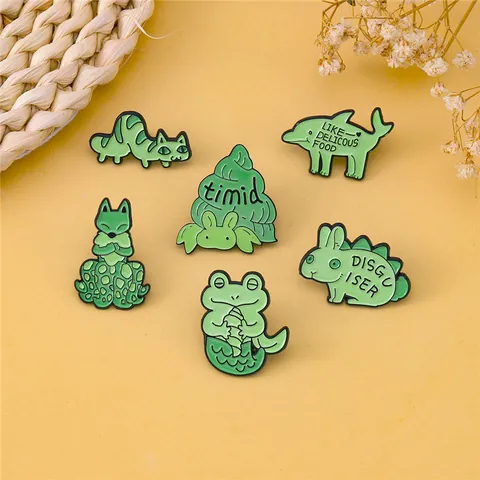 Pines de Esmalte de Animales de Dibujos Animados Verdes Broche de Aleación de Zinc Conejo Zorro Gato Rana Para Mochila Ropa