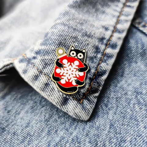 Christmas Black Cat Enamel Brooch Pin Zinc Alloy Festive Badge For Clothing Backpack Decor Gift For Women Kids Party