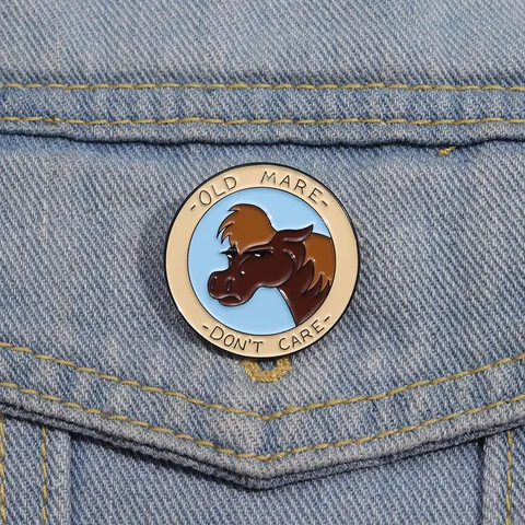 Funny Enamel Pin Old Mare Don't Care Cartoon Horse Head Round Metal Badge Brooch For Clothing Bags Jackets Jewelry Gift