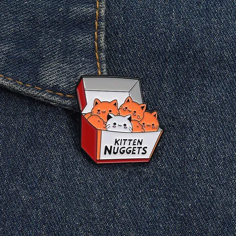 Kreativ Cartoon Kätzchen Nuggets Emaille Anstecknadel Legierung Katze Fast Food Box Brosche Süßes Tier Abzeichen Für Kleidung Taschen