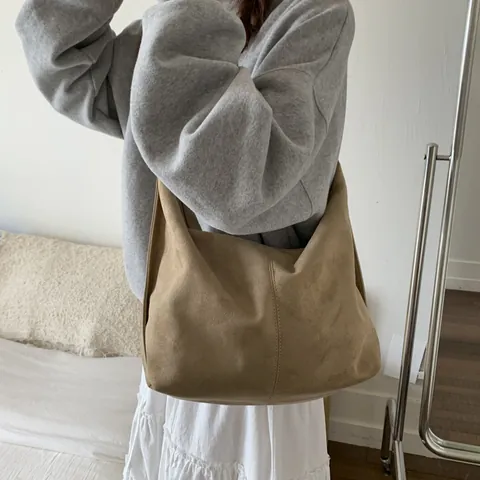 Women Large Capacity Faux Suede Hobo Bag Vintage Minimalist Tote Shoulder Bag Commuter Solid Color Underarm Shopper Bag