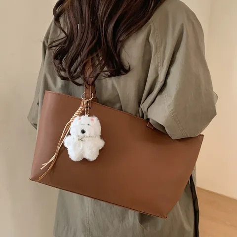 Women Large Capacity PU Leather Tote Bag With Plush Pendant Minimalist Retro Commuter Shoulder Handbag Daily Solid Color Bag