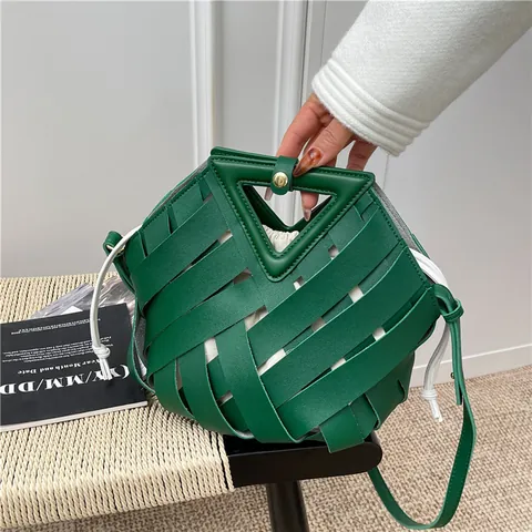 Borsa a Spalla Donna in Pelle PU Intrecciata Con Manico a Triangolo Design Traforato Sacchetto Coulisse Borsa a Tracolla Moda