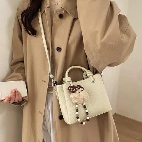 Women Fashion Litchi Texture PU Leather Bucket Bag Minimalist Retro Tote Bag With Bear Pendant Handheld Crossbody Bag For Daily