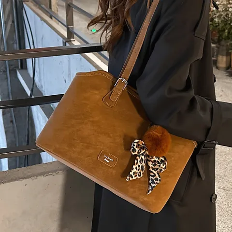 Women Vintage Corduroy Tote Bag Large Capacity Suede Look Shoulder Bag With Leopard Bow Plush Charm Retro Handbag For Commuting