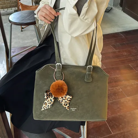 Women Vintage Corduroy Tote Bag Large Capacity Suede Look Shoulder Bag With Leopard Bow Plush Charm Retro Handbag For Commuting