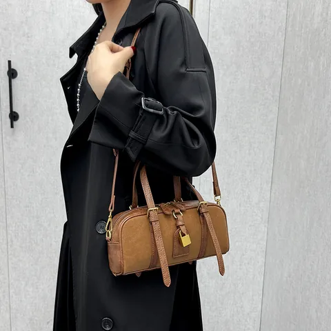 Sac Boston Style Français pour Femmes Sac à Main en Velours Côtelé Patchwork Rétro Élégant Sac Bandoulière Commute Avec Cadenas Doré
