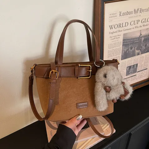 Damen Vintage Wildleder Stitching Tote Bag Retro PU Leder Schultertasche Mit Hasen Anhänger Große Kapazität Umhängetasche Mode