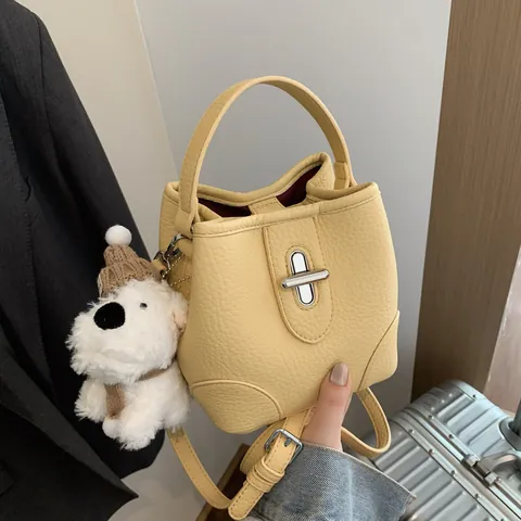 Women's Fashion PU Leather Bucket Bag Designer Turn Lock Lychee Pattern Shoulder Crossbody Bag Korean Style Daily Commuter Purse