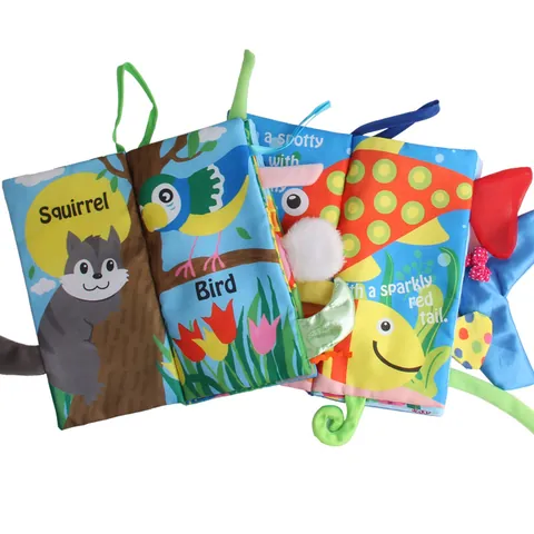 Libro di Stoffa Sensoriale per Neonati Con Code di Animali 3D Libro in Tessuto Morbido Frusciante Giocattolo Educativo per la Prima Infanzia Lavabile Tema Animali Pesci