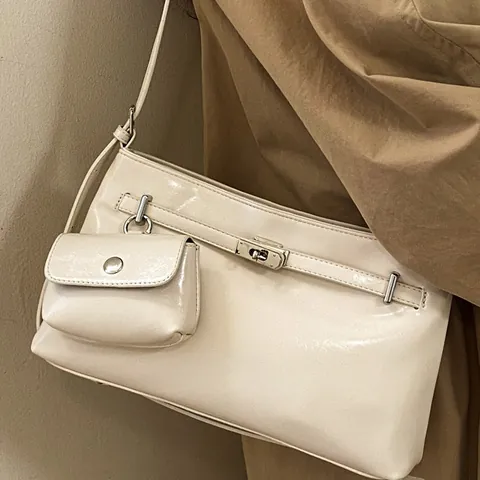 Bolso de Axila de Cuero PU Brillante Con Mini Bolsa Vintage Minimalista Bolso de Hombro Hebilla de Cierre Plateada Bolso de Mano Mujer