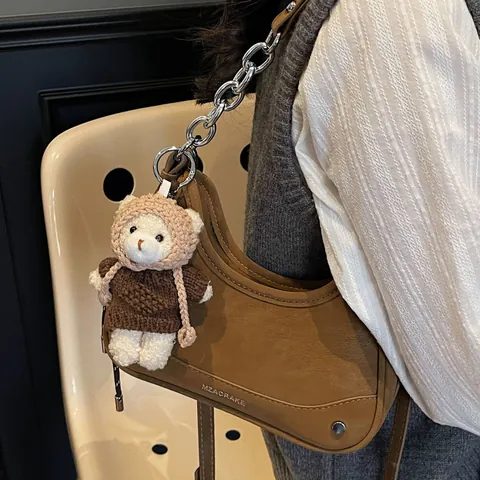 Vintage PU Leather Hobo Shoulder Bag For Women Silver Chain Crossbody Bag With Bear Charm Daily Minimalist Underarm Bag