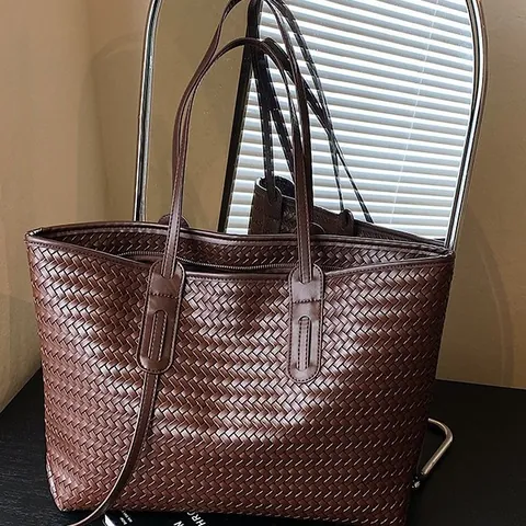 Große Kapazität PU Gewebte Tragetasche Für Damen Vintage Minimalistisch Urban Einfach Schultertasche Büro Pendeln Arbeit Handtasche