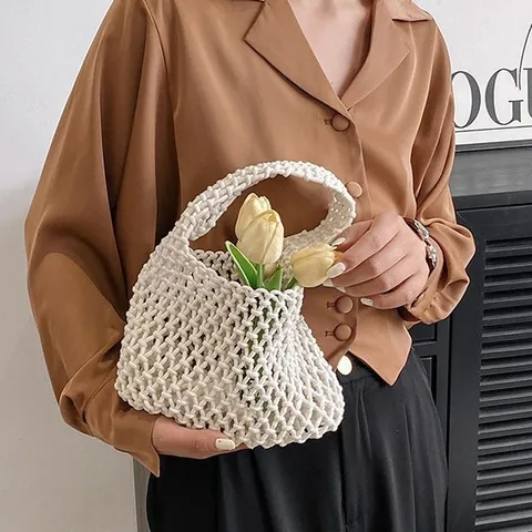 Women Handmade Woven Hollow Mesh Tote Bag Cotton Rope Tassel Summer Beach Holiday Wrist Shoulder Bag Casual Fashion Handbag