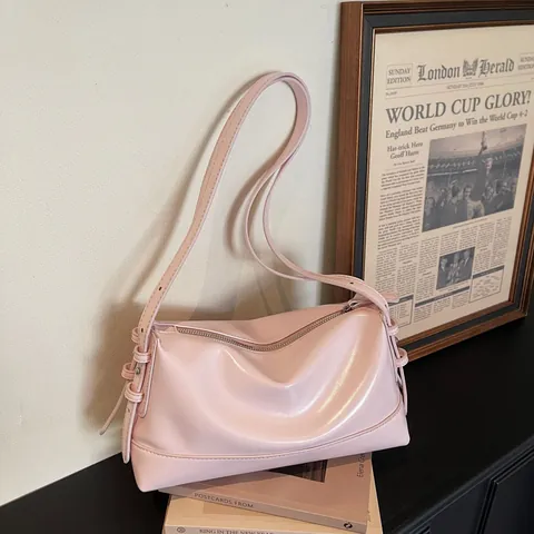 Borsa Sottobraccio in Pelle PU Lucida da Donna Grande Capacità Coreana Minimalista Versatile Borsa a Spalla Dolce Borsa da Pendolare