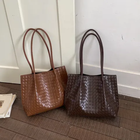 Damen Webmuster PU Leder Einkaufstasche Große Kapazität Minimalistisch Retro Schultertasche Mit Kleiner Tasche Für Den Alltag