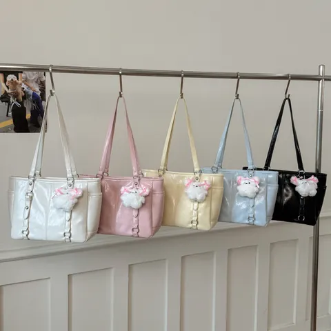 Large Capacity PU Leather Tote Bag For Women Fashion Commuter Shoulder Bag With Plush Charm Retro Daily Underarm Bag