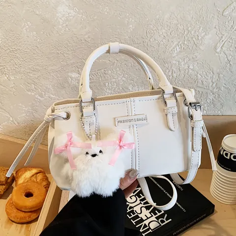 Mode Femmes Sac Seau en Cuir PU Grande Capacité Sac à Bandoulière Avec Pendentif en Peluche Mignon Sac à Main Quotidien
