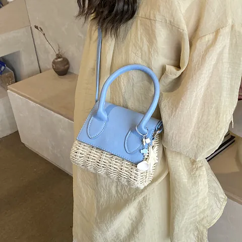 Dames Mini Stro Crossbody Tas Patchwork PU Leer Handvat Kleine Vierkante Vakantie Handtas Met Zeester Schelp Hanger