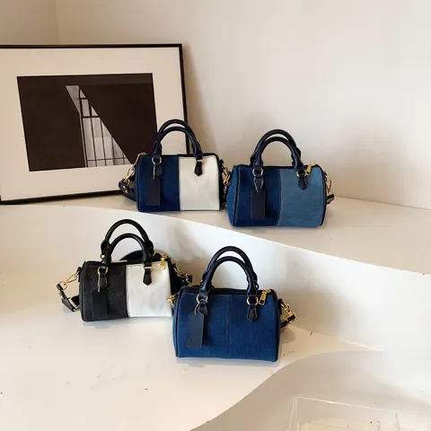 Γυναικεία Τσάντα Boston Denim Patchwork Vintage Χρωματική Αντίθεση Κυλινδρική Τσάντα Χειρός Με Ρυθμιζόμενο Φαρδύ Λουρί Ώμου