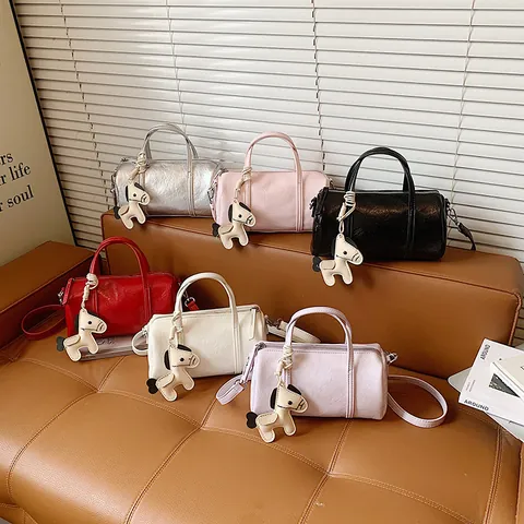 Borsa a Bauletto Boston da Donna in Pelle PU con Ciondolo a Cavallo Rimovibile Tracolla Regolabile Borsa a Tracolla Casual da Pendolare