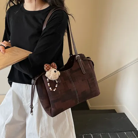 Fashion Large Capacity PU Leather Tote Bag For Women Urban Simple Solid Color Shoulder Bag With Plush Animal Pendant