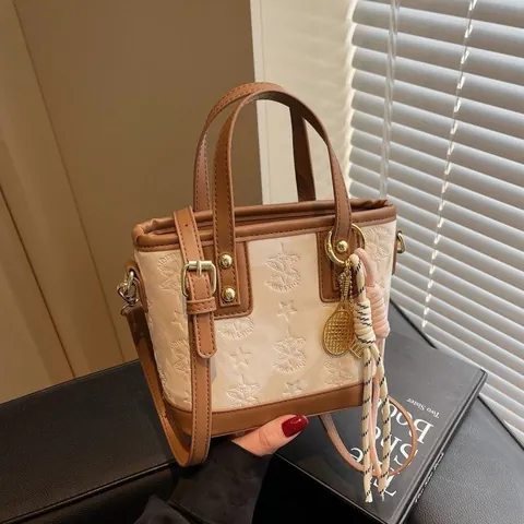Women Fashion Star Embossed PU Leather Mini Tote Bag Contrast Color Small Crossbody Bucket Bag With Removable Strap Handbag