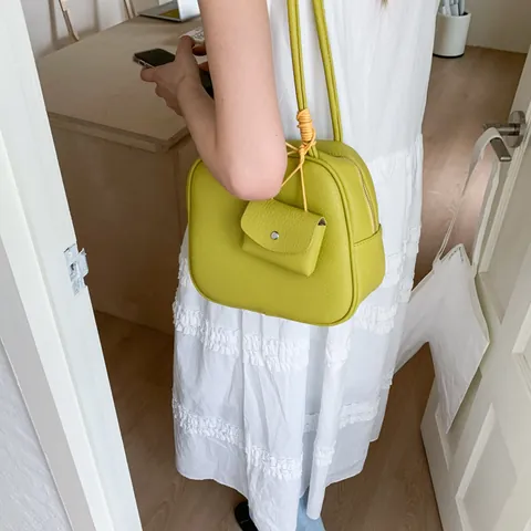 Women's Large Capacity PU Leather Tote Bag Lychee Pattern Minimalist Shoulder Bag With Detachable Mini Pouch Wallet