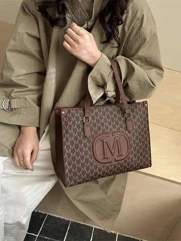 Borsa Tote Donna con Monogramma Lettera M Minimalista Urbana in Pelle PU Borsa a Mano Grande Capacità Spalla Pendolarismo Ufficio